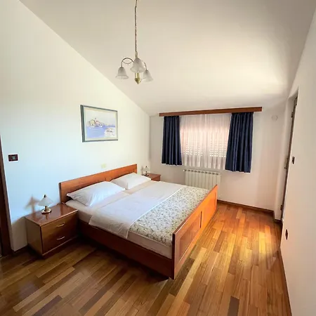 Villa Mirjam Apartments