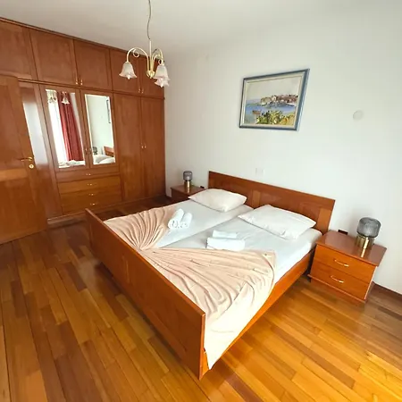 Apartment Mirjam *
